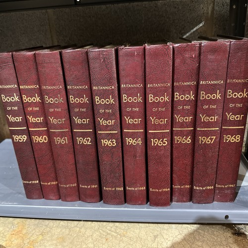 Vintage britannica book the - britannica,