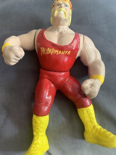 Hulk hogan hasbro custom - custom, 2up