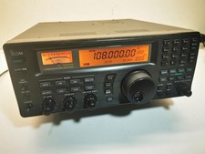 Icom IC-R8500 Communications