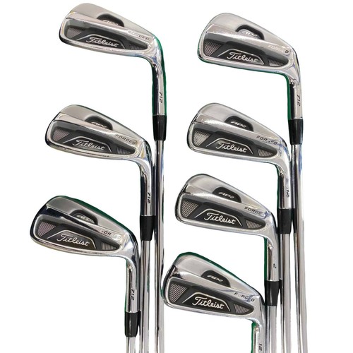Titleist right handed iron set - right,
