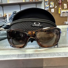 Oakley Pit Bull sunglasses Brown Root Beer Used