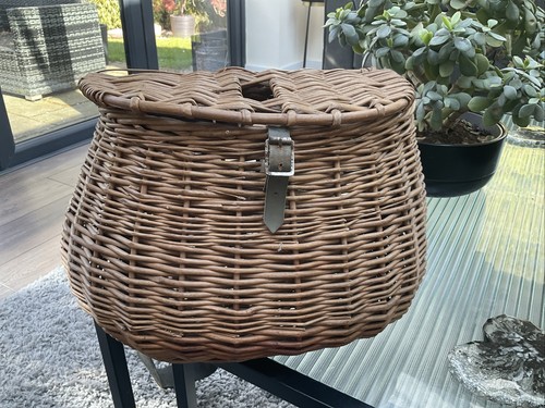 Vintage wicker fishing creel - vintage,