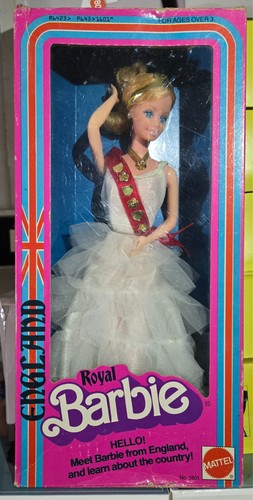 Barbie royal england first - royal, 1'