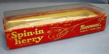 FISHING LURE VINTAGE SPIN-IN