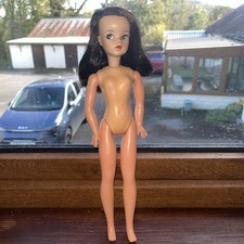 Stunning vintage Sindy dark