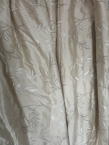 Pair ivory leaves embroidered - ivory,