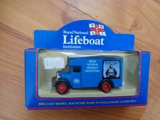 LLEDO DAYS GONE CLASSIC RNLI LIFEBOAT DENNIS PARCELS VAN BOXED