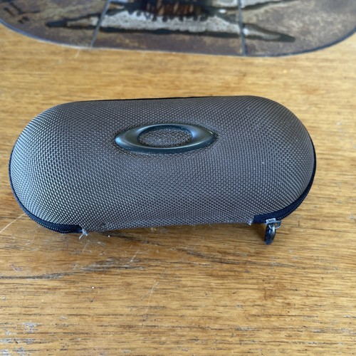 Oakley soft vault case - oakley,