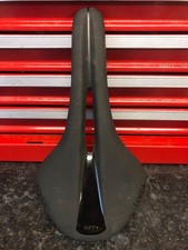 Fizik Antares R1 Open Carbon Rail Road Bike Saddle Regular 142mm