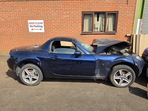 Mazda 2007 convertible - mx-5,