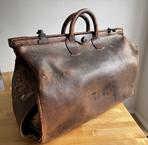 Gladstone vintage leather bag - gladstone,