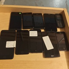 10 x FAULTY Android/Apple Phones Job Lot (FB12)