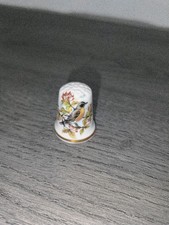 Vintage Collectable Thimble With Bird Design - Robin - Bone China Thimble