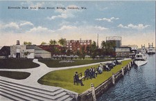 Postcard WI Oshkosh Riverside