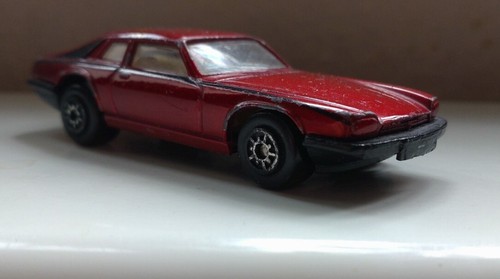 Toy jaguar v12 24 - mc,