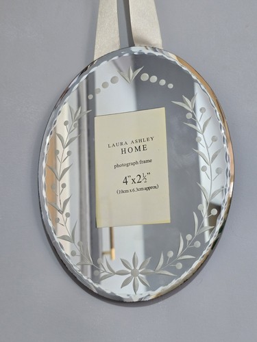 Laura ashley hanging venetian - ashley,