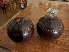 Henelelite Lawn Bowls Size 4