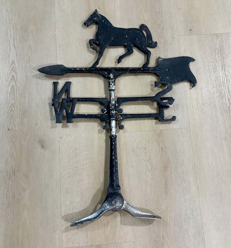 Vintage cast aluminum trotting - cast,
