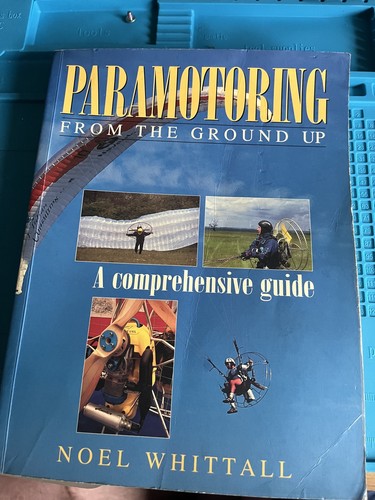 Paramotoring noel whittall - by,