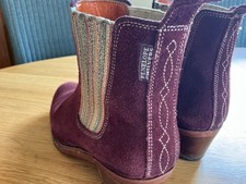 Penelope Chilvers Women's