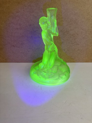 Rare art deco uranium - deco, glass
