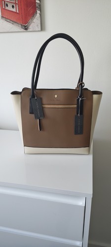 Laura ashley tan brown - laura,