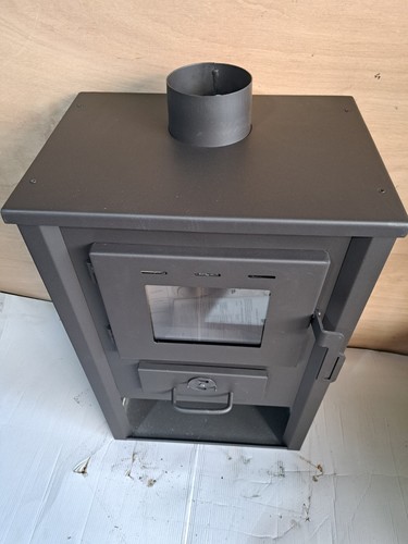 Stove with maximum power of - with,