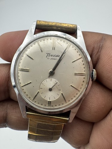 Timor men watch - timor, ww2