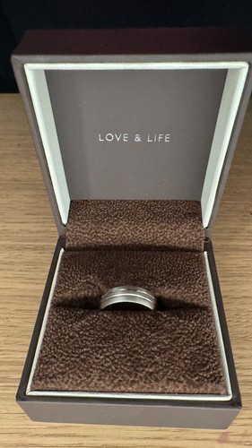 9ct white gold 6mm - white,