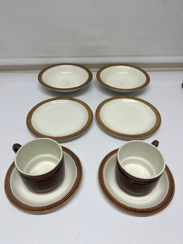 Poole pottery chestnut - poole, 2
