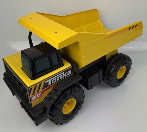 Tonka metal yellow dumper - yellow,