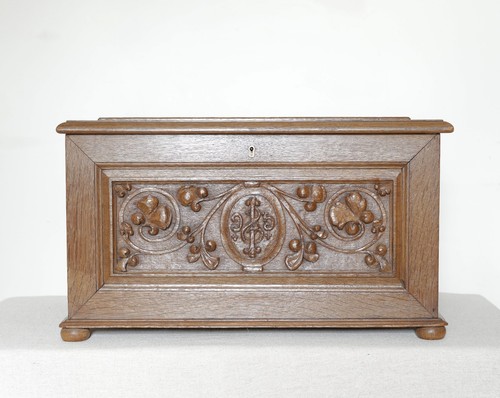 Vintage carved oak trunk - trunk,