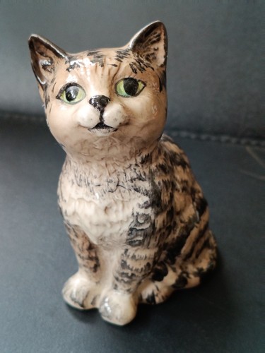 Beswick cat kitten - cat, /