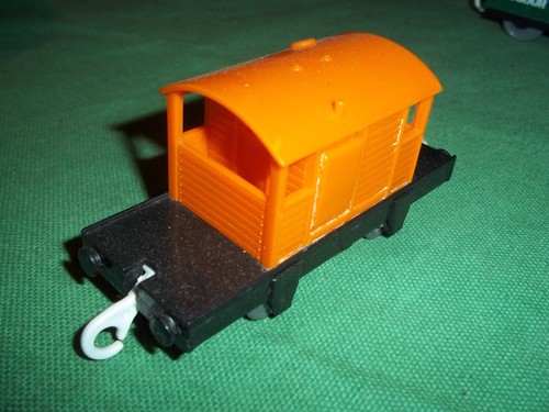 Fisher price trackmaster - fisher,