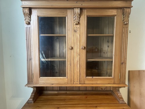 Lovely antique pine dresser - lovely,