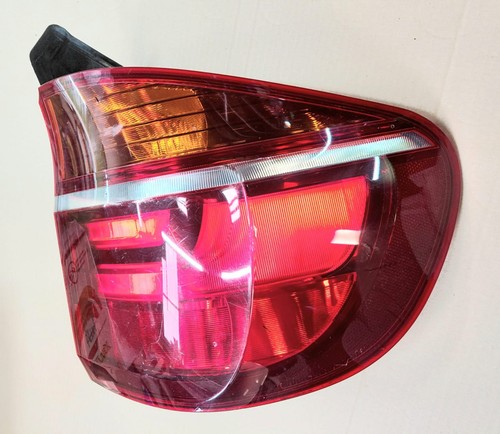 Light rear right outer - right,