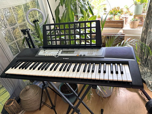 Yamaha psr e203 - yamaha, 61-key