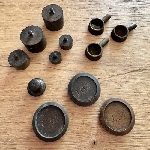 Vintage brass weights - vintage, assorted