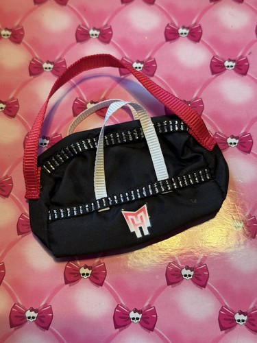 Monster high doll - high, accessories