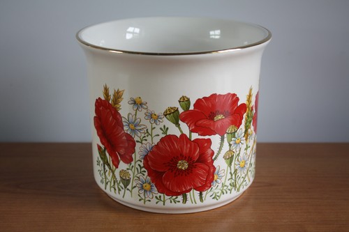 Maryliegh pottery poppy - maryliegh,