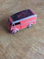 B285-DINKY No260 MORRIS J ROYAL MAIL VAN