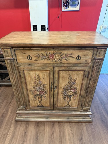 Lexington hand painted buffet - painted,