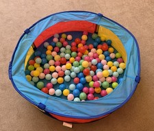 Chad Valley Pop-Up Ball Pit with 2 Bags of Mixed Balls for Children