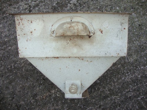 Antique slide flour sifter - slide,
