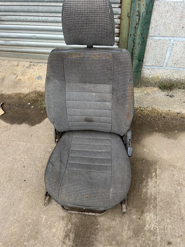 Land rover defender passenger - rover,