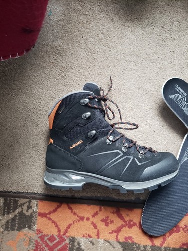 Lowa walking boots - lowa,