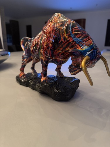 Bronze effect resin charging - resin,