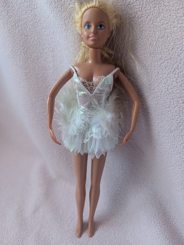 Vintage sindy doll magic moves - sindy,