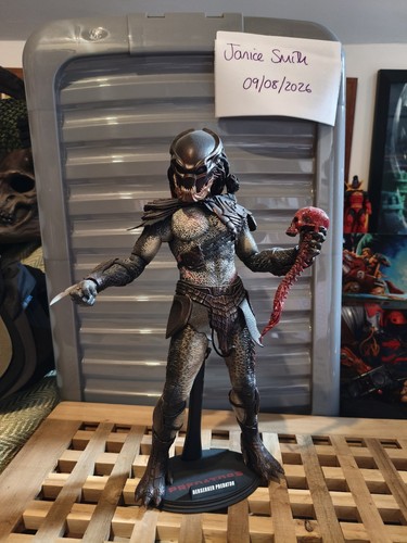 Hot toys berserkwer predator - hot,