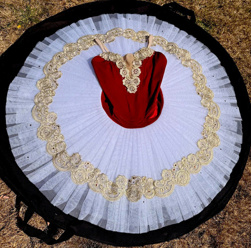 Custom red gold pancake - &,